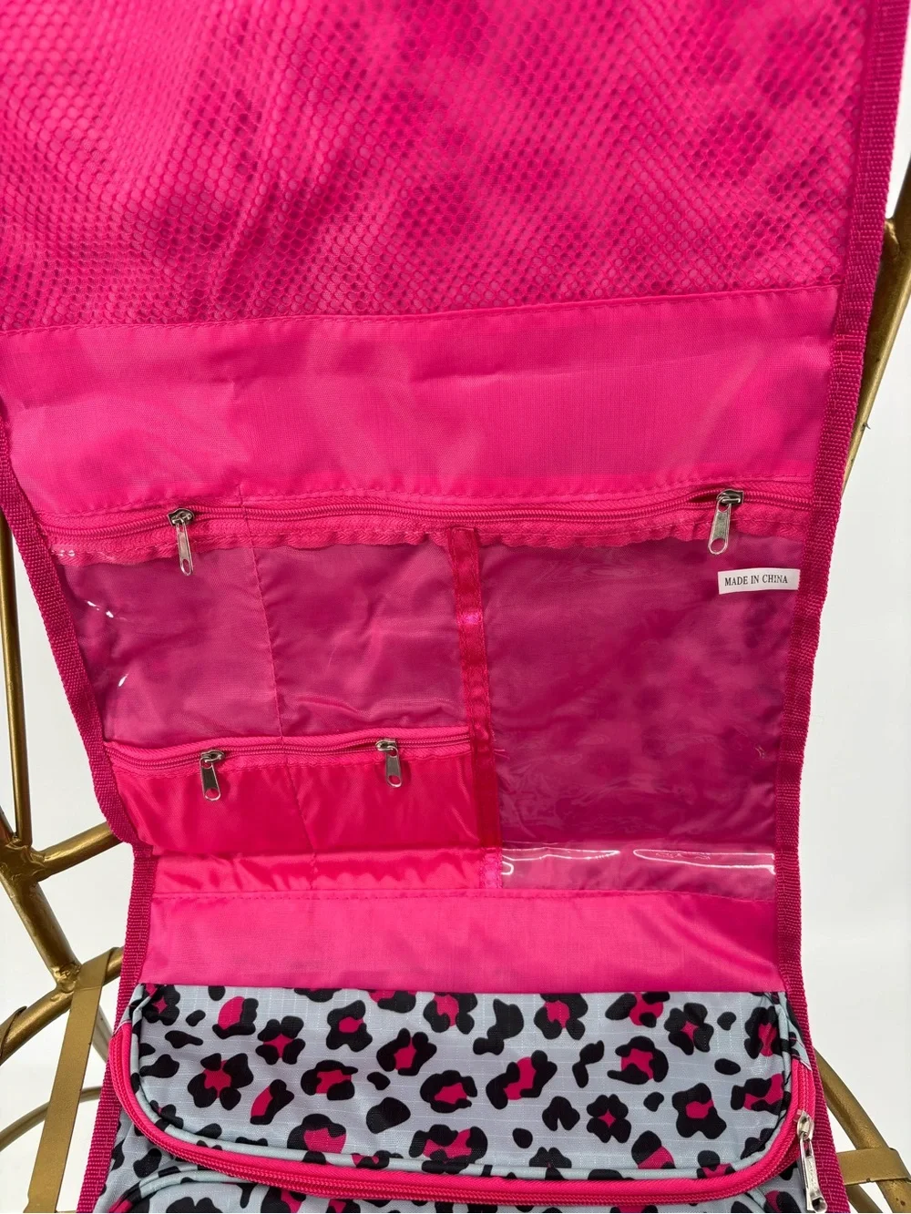 NWT Hot Pink Leopard Travel Organizer. Great gift. Adorable with Monogram. Light